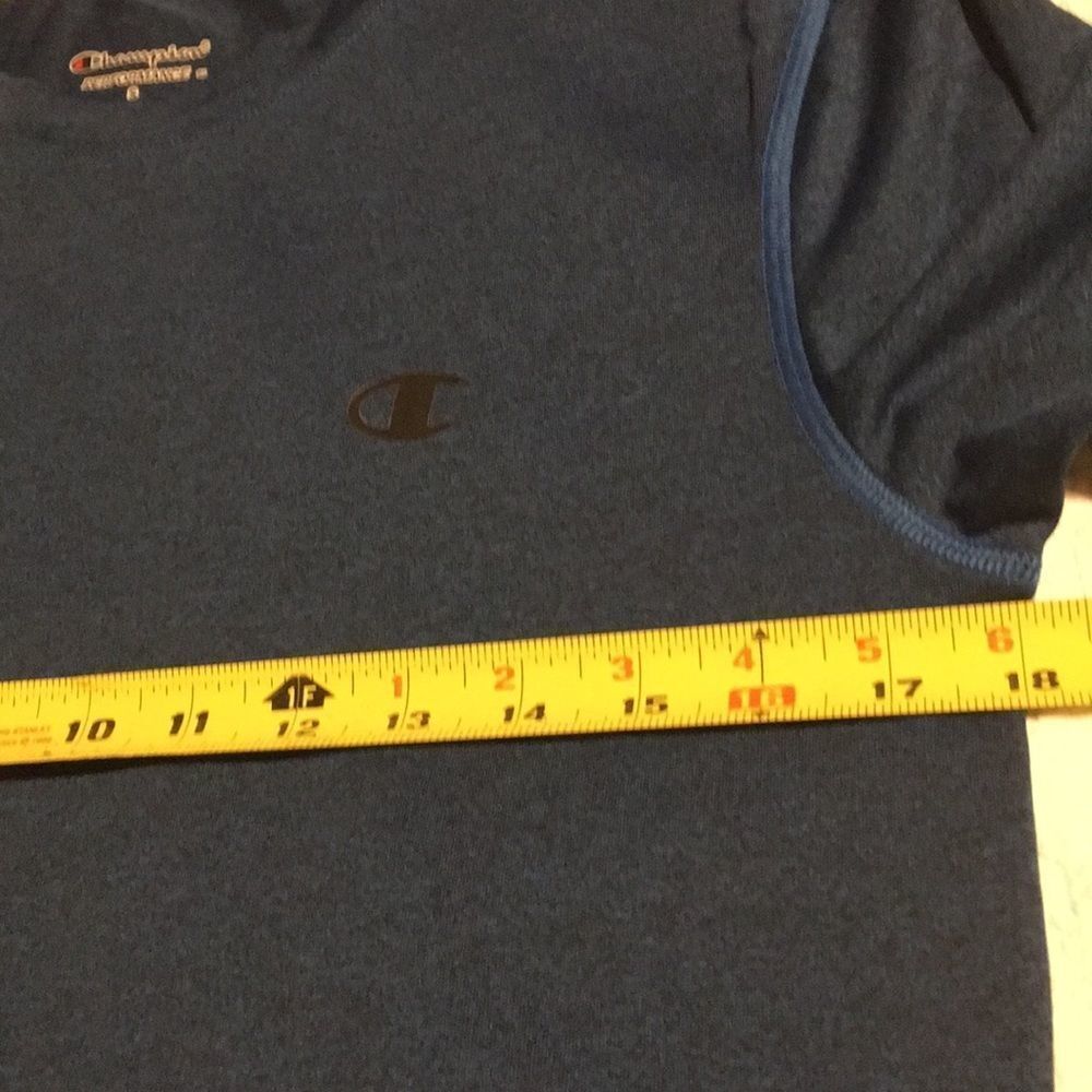 Champion vapor NAVY tee shirt. Small - Picture 5 of 7